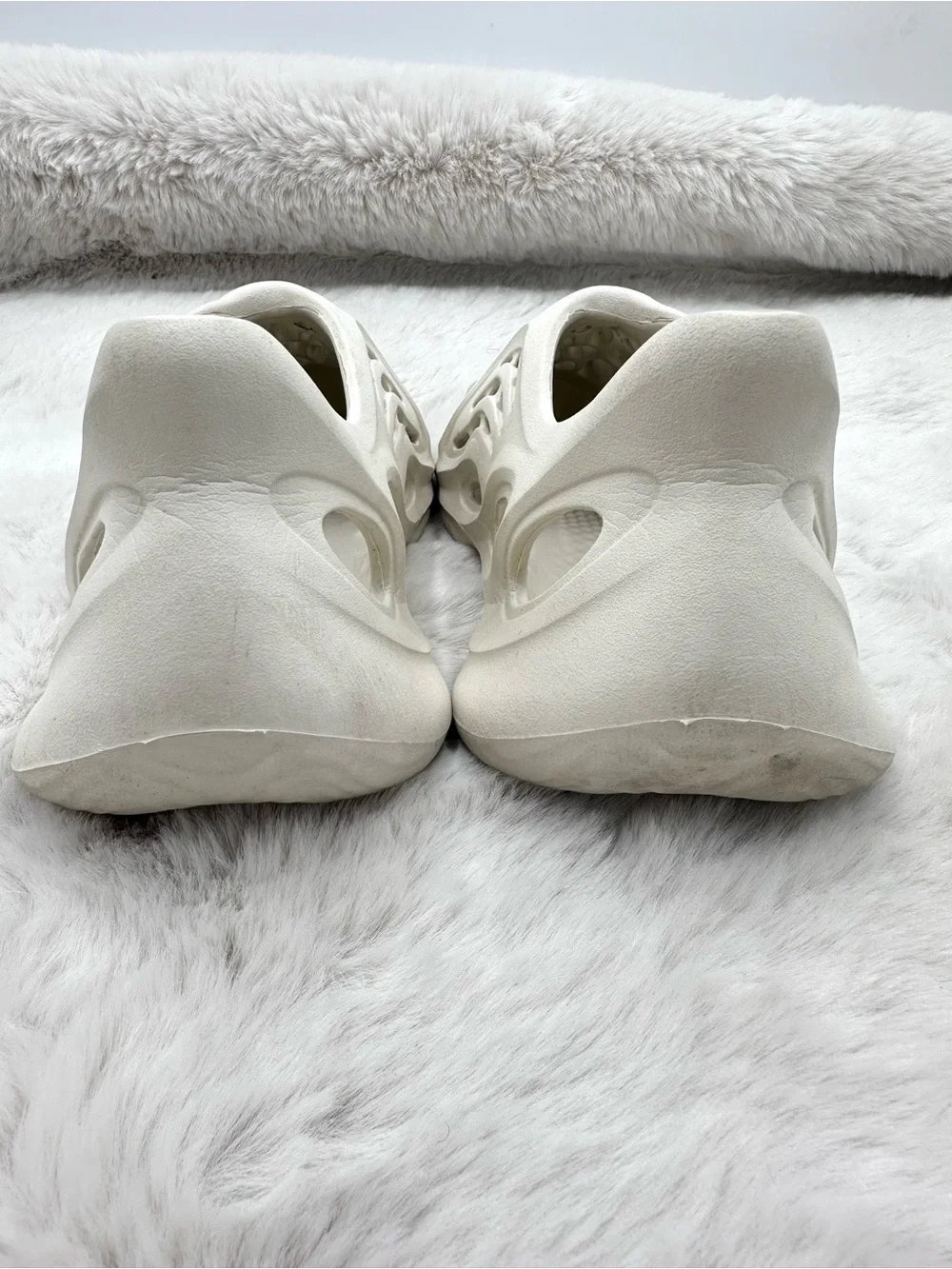 Yeezy adidas foam